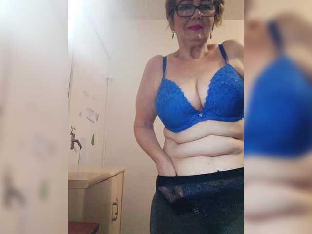 KASANDRABOLOSHKA's BongaCams show and profile