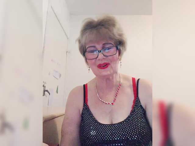 KASANDRABOLOSHKA's BongaCams show and profile