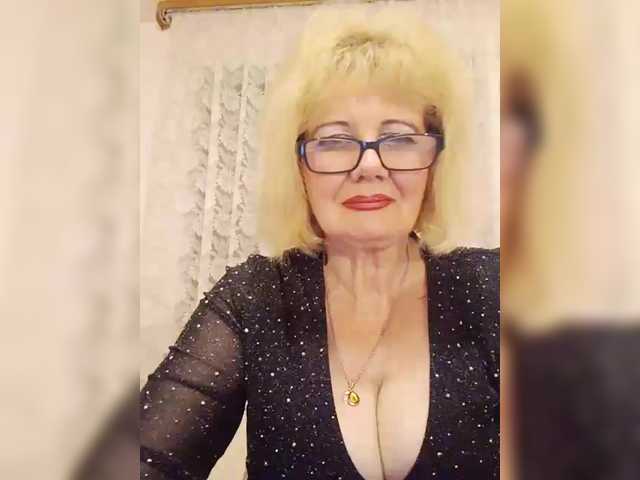 KASANDRABOLOSHKA's BongaCams show and profile