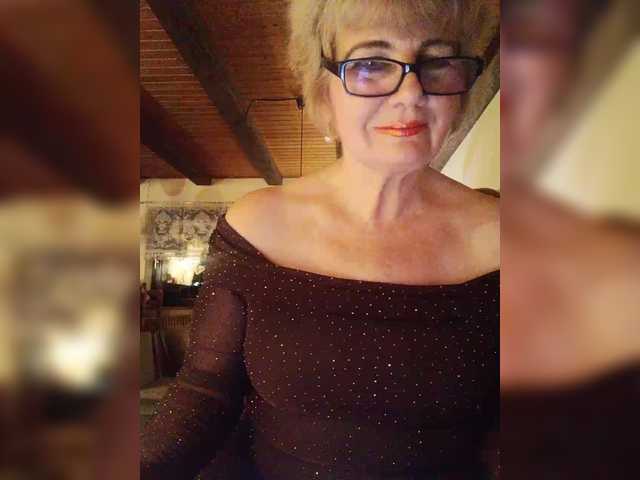 KASANDRABOLOSHKA's BongaCams show and profile