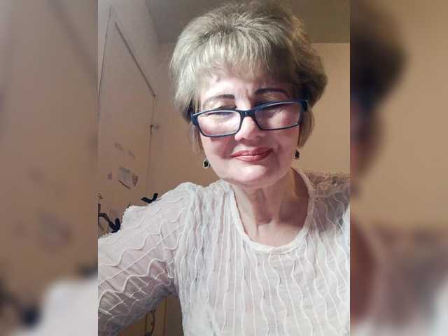 KASANDRABOLOSHKA's BongaCams show and profile