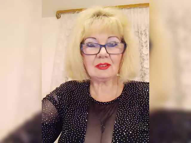 KASANDRABOLOSHKA's BongaCams show and profile