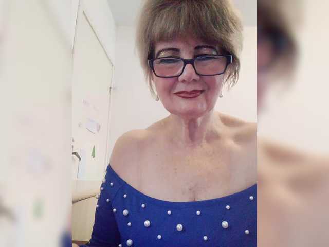 KASANDRABOLOSHKA's BongaCams show and profile