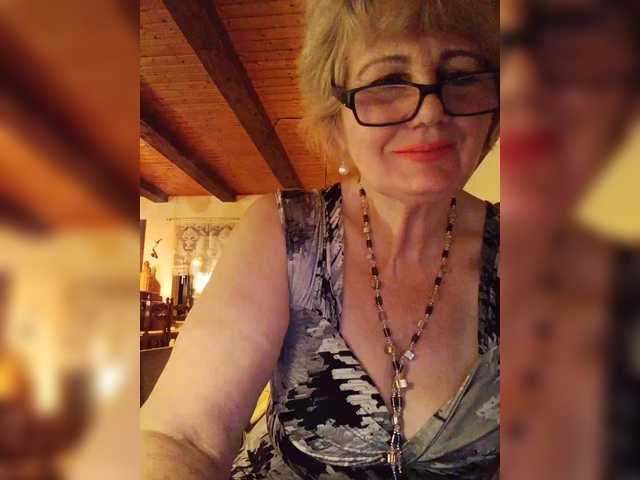 KASANDRABOLOSHKA's BongaCams show and profile