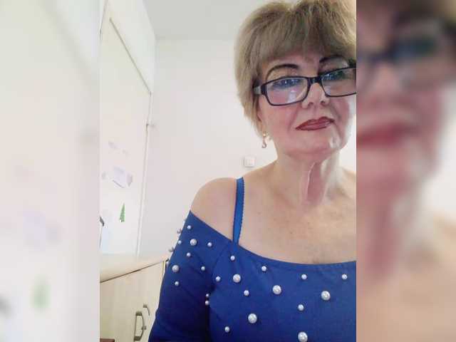 KASANDRABOLOSHKA's BongaCams show and profile