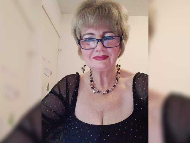 KASANDRABOLOSHKA's BongaCams show and profile