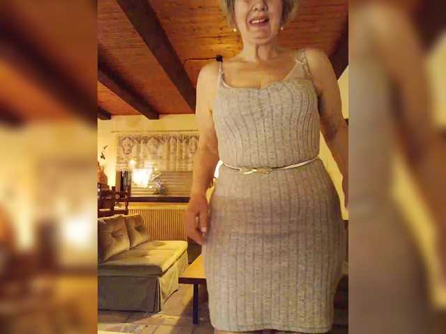 KASANDRABOLOSHKA's BongaCams show and profile