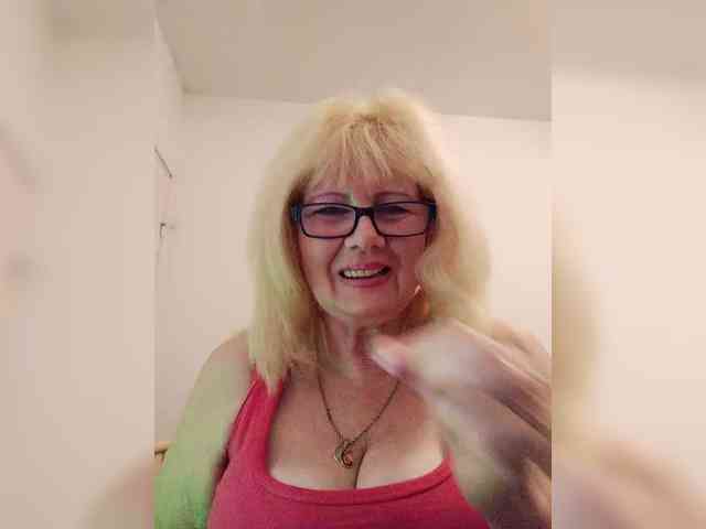 BoloshkaBlonda webcam