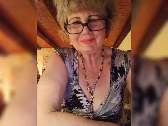 BoloshkaBlonda webcam