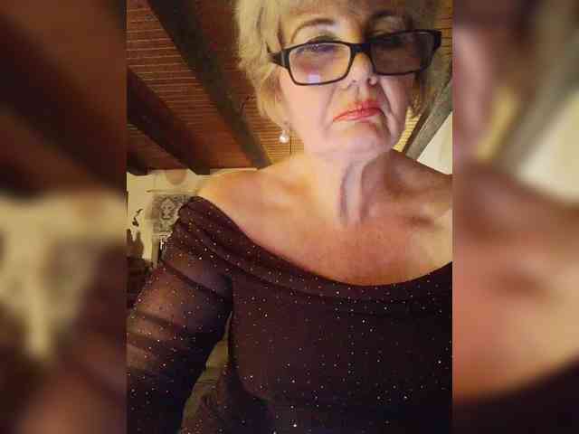 BoloshkaBlonda webcam