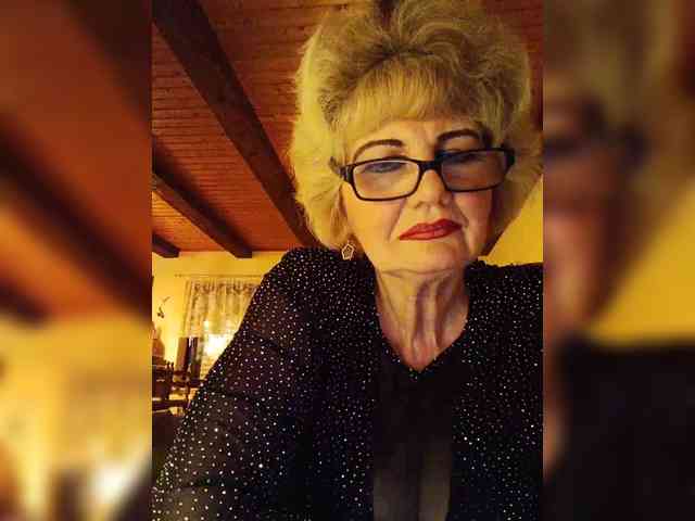 BoloshkaBlonda webcam