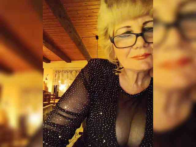 BoloshkaBlonda webcam