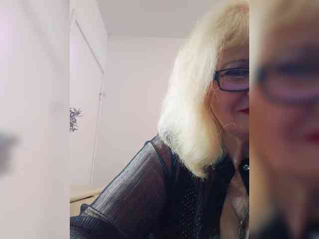 BoloshkaBlonda webcam