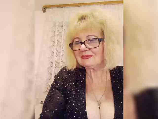 KASANDRABOLOSHKA Live Webcam on BongaCams