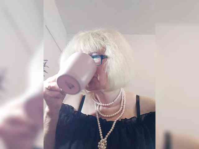 BoloshkaBlonda webcam