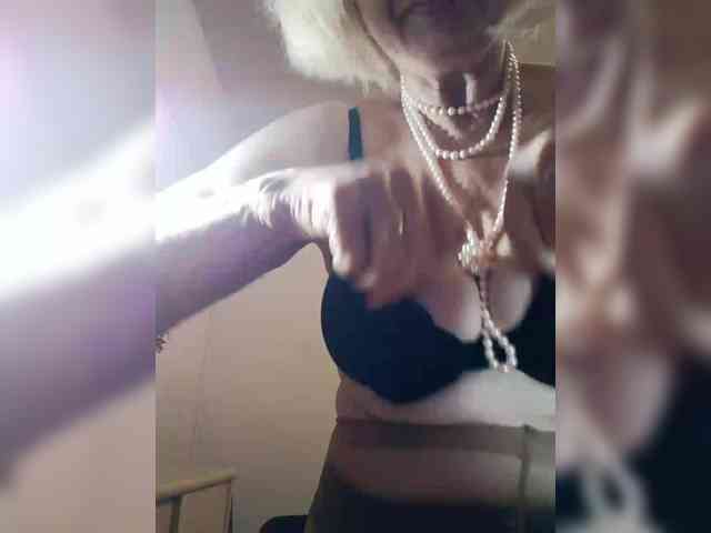 BoloshkaBlonda webcam