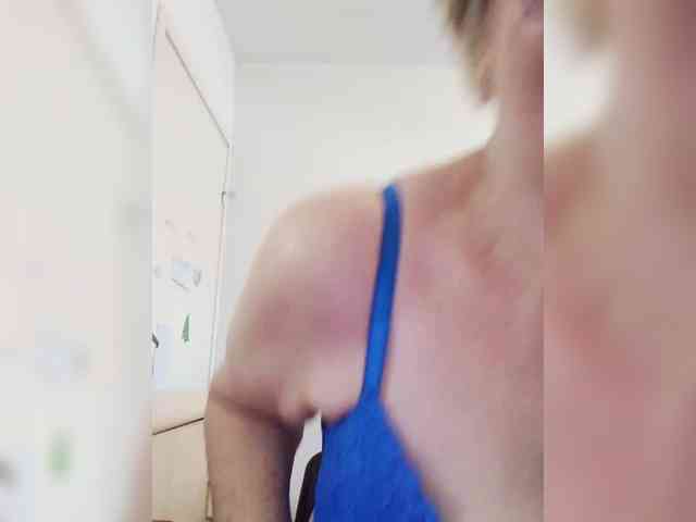 BoloshkaBlonda webcam