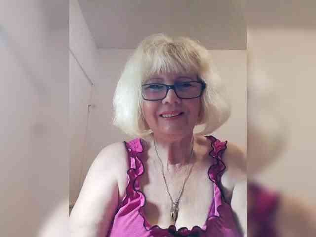 BoloshkaBlonda webcam