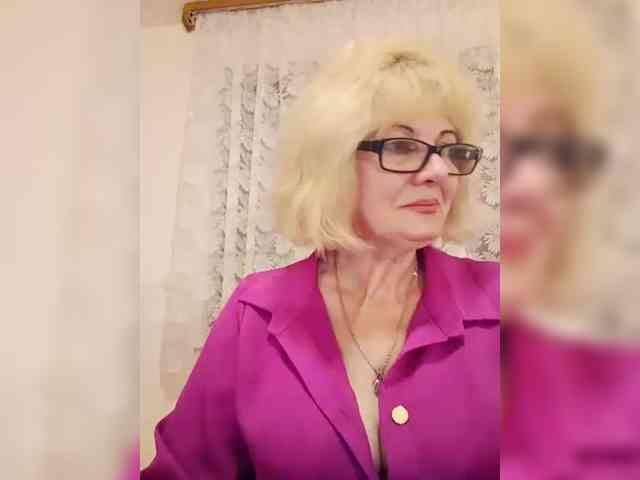 BoloshkaBlonda webcam