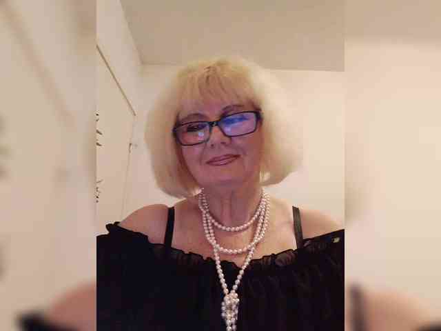 BoloshkaBlonda webcam