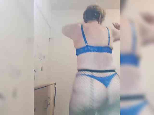 BoloshkaBlonda webcam