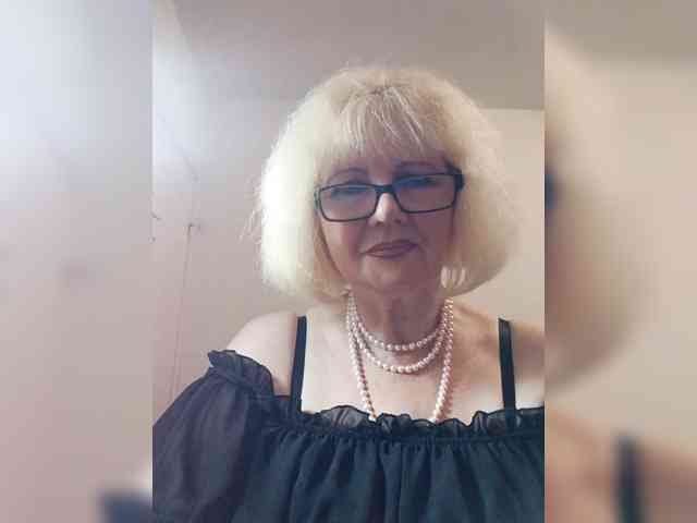 BoloshkaBlonda webcam