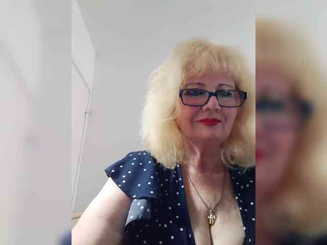 KASANDRABOLOSHKA Live Webcam on BongaCams