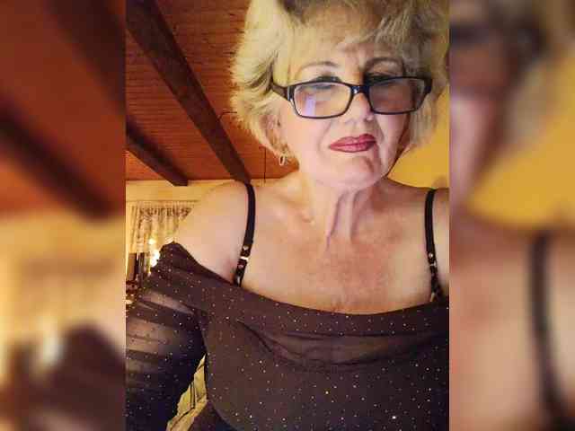 BoloshkaBlonda webcam