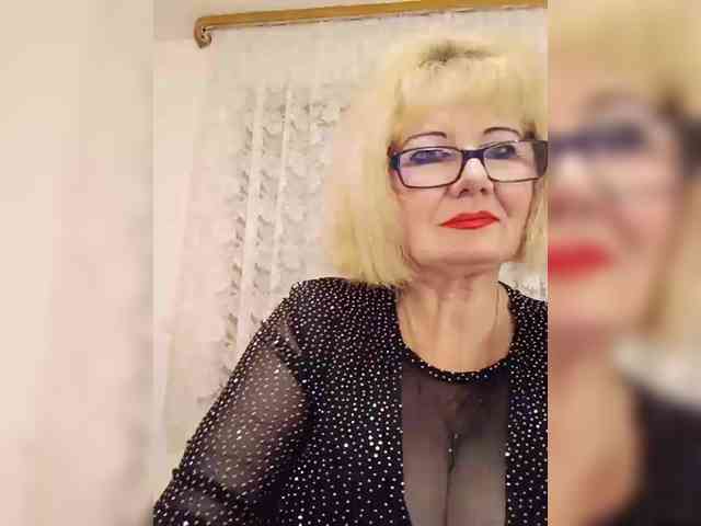 KASANDRABOLOSHKA Live Webcam on BongaCams