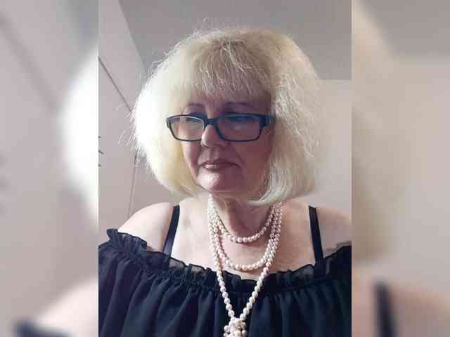 BoloshkaBlonda webcam