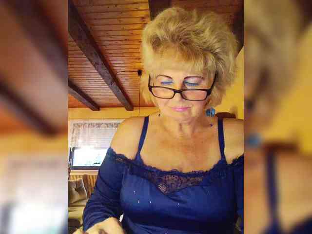 BoloshkaBlonda webcam