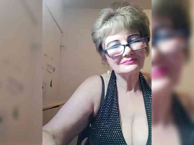 KASANDRABOLOSHKA Live Webcam on BongaCams