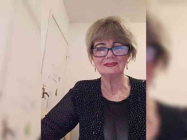 BoloshkaBlonda webcam