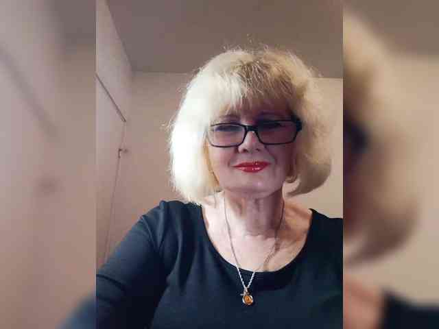 BoloshkaBlonda webcam