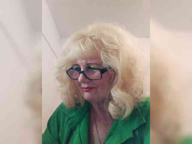 BoloshkaBlonda webcam
