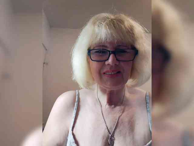 BoloshkaBlonda webcam