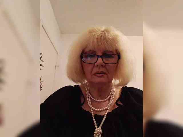 BoloshkaBlonda webcam