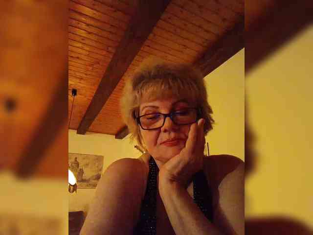 BoloshkaBlonda webcam