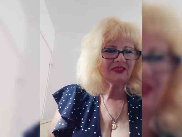 KASANDRABOLOSHKA Live Webcam on BongaCams