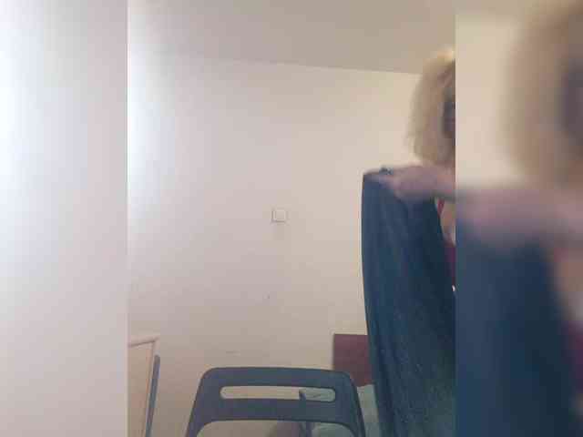 BoloshkaBlonda webcam