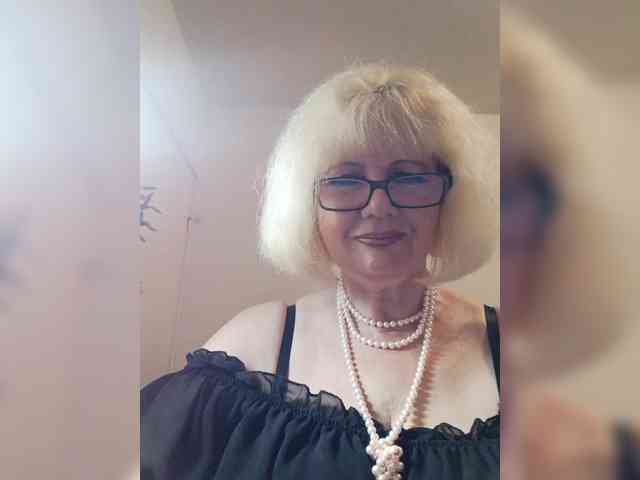 BoloshkaBlonda webcam