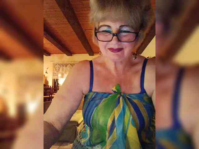 BoloshkaBlonda webcam