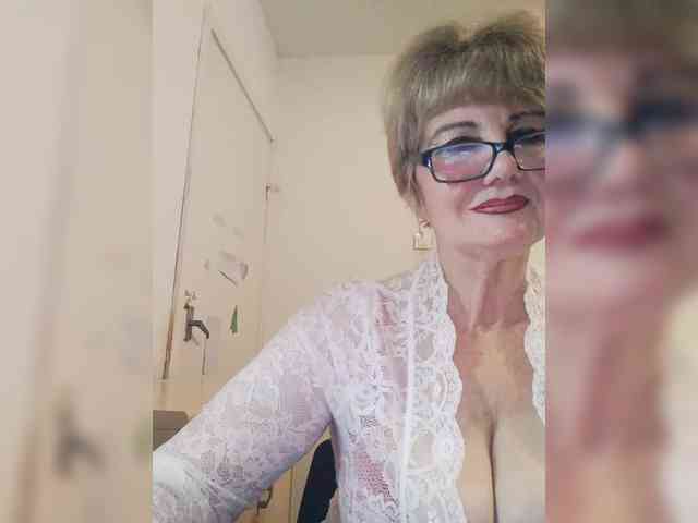 BoloshkaBlonda webcam