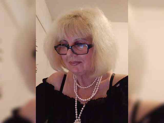 BoloshkaBlonda webcam