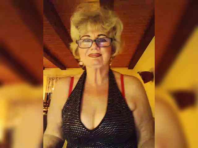 BoloshkaBlonda webcam