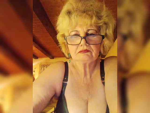 BoloshkaBlonda webcam