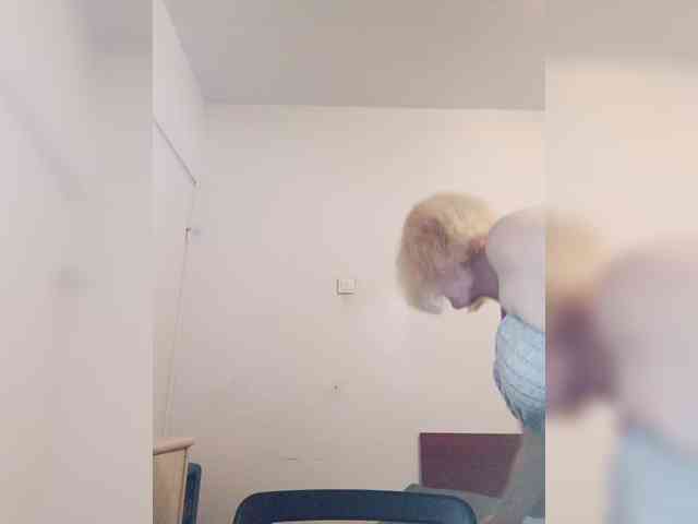 BoloshkaBlonda webcam