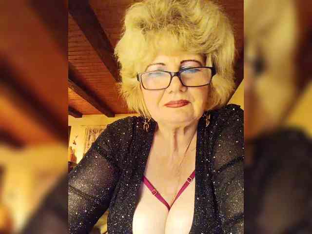 BoloshkaBlonda webcam