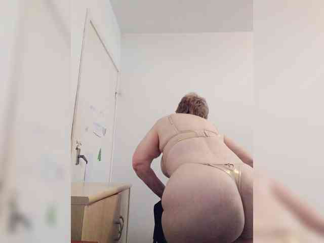 BoloshkaBlonda webcam