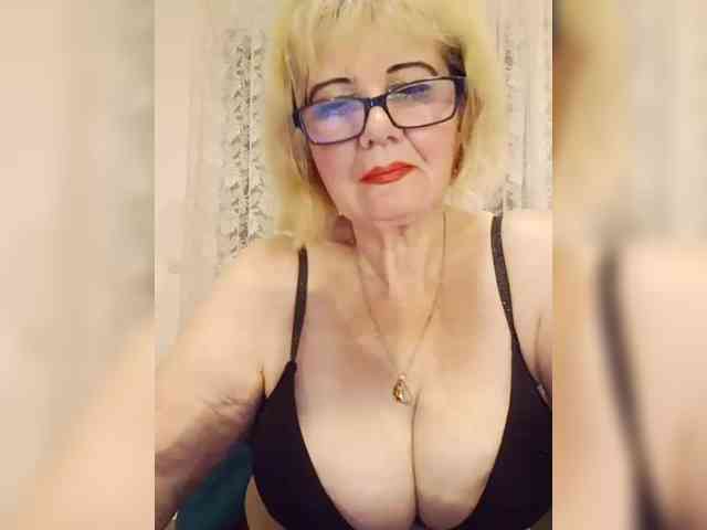 KASANDRABOLOSHKA Live Webcam on BongaCams